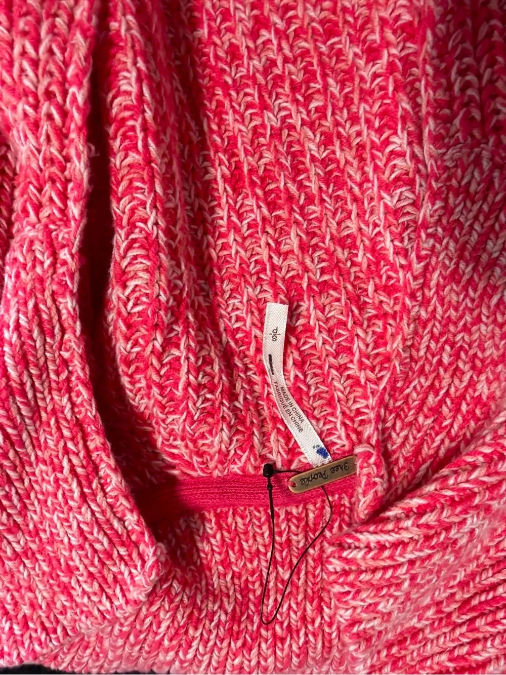 Free People Love this City Pink Sweater Size S